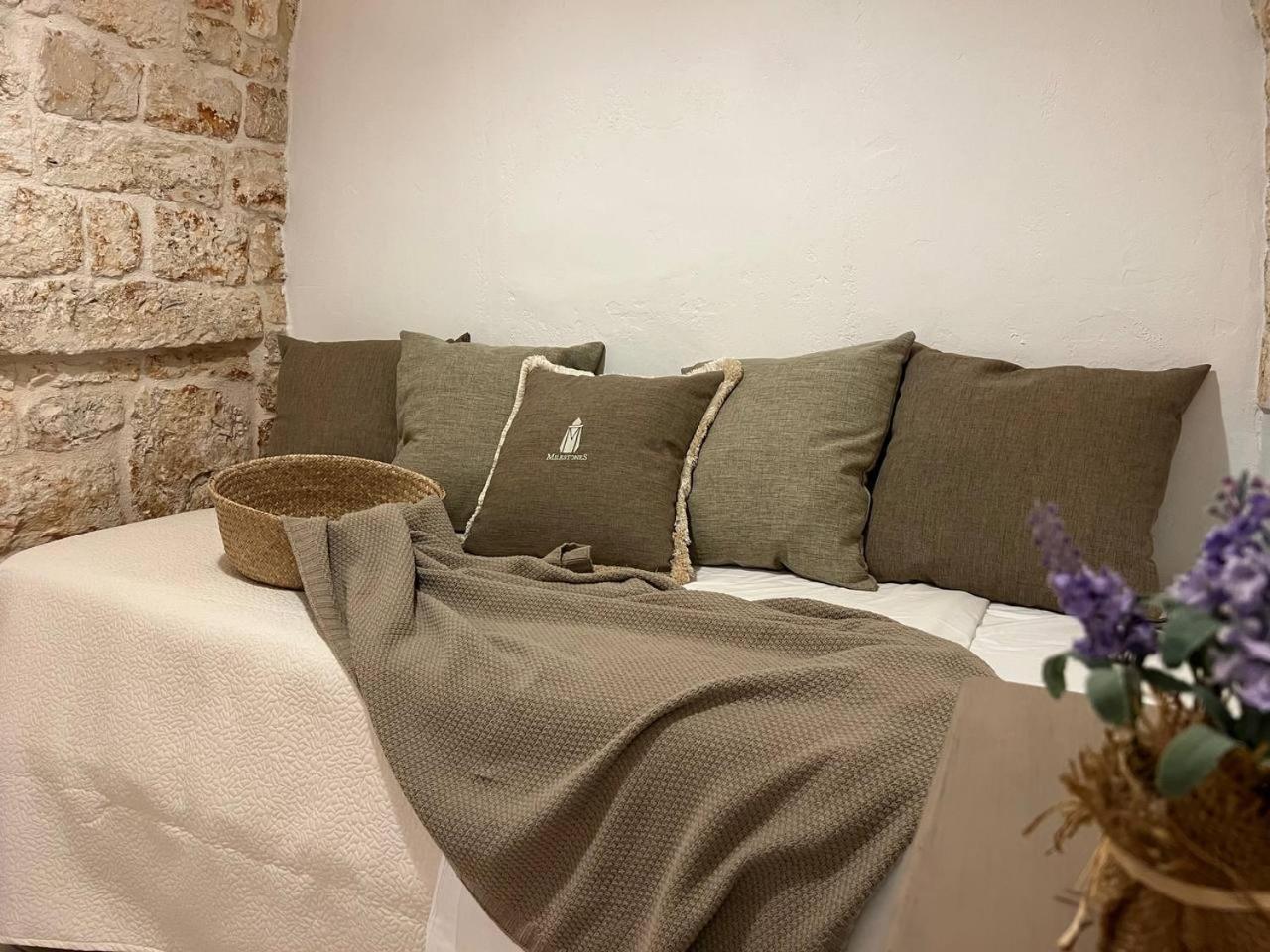 Milestones Family Suite - Rione Monti Alberobello Eksteriør billede